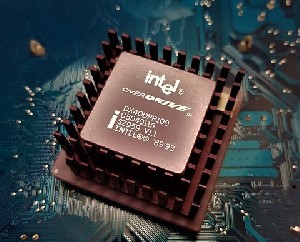 Intel готовит новые сокращения 